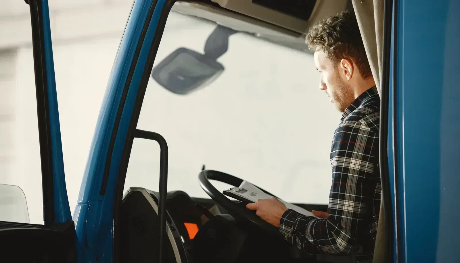 Hub Pro Transport : conformité et enrôlement